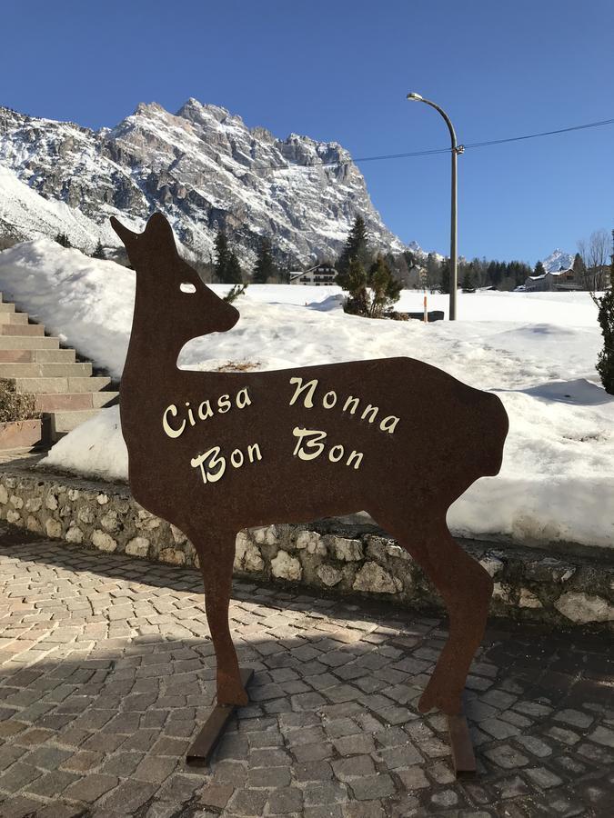 Hotel Ciasa Nonna Bon Bon Cortina dʼAmpezzo Exteriér fotografie